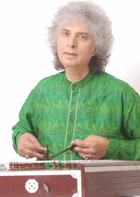 santoor players Doha Qatar